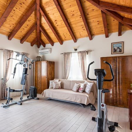 Luxurious Villa In Selca With Pool Zewnętrze zdjęcie