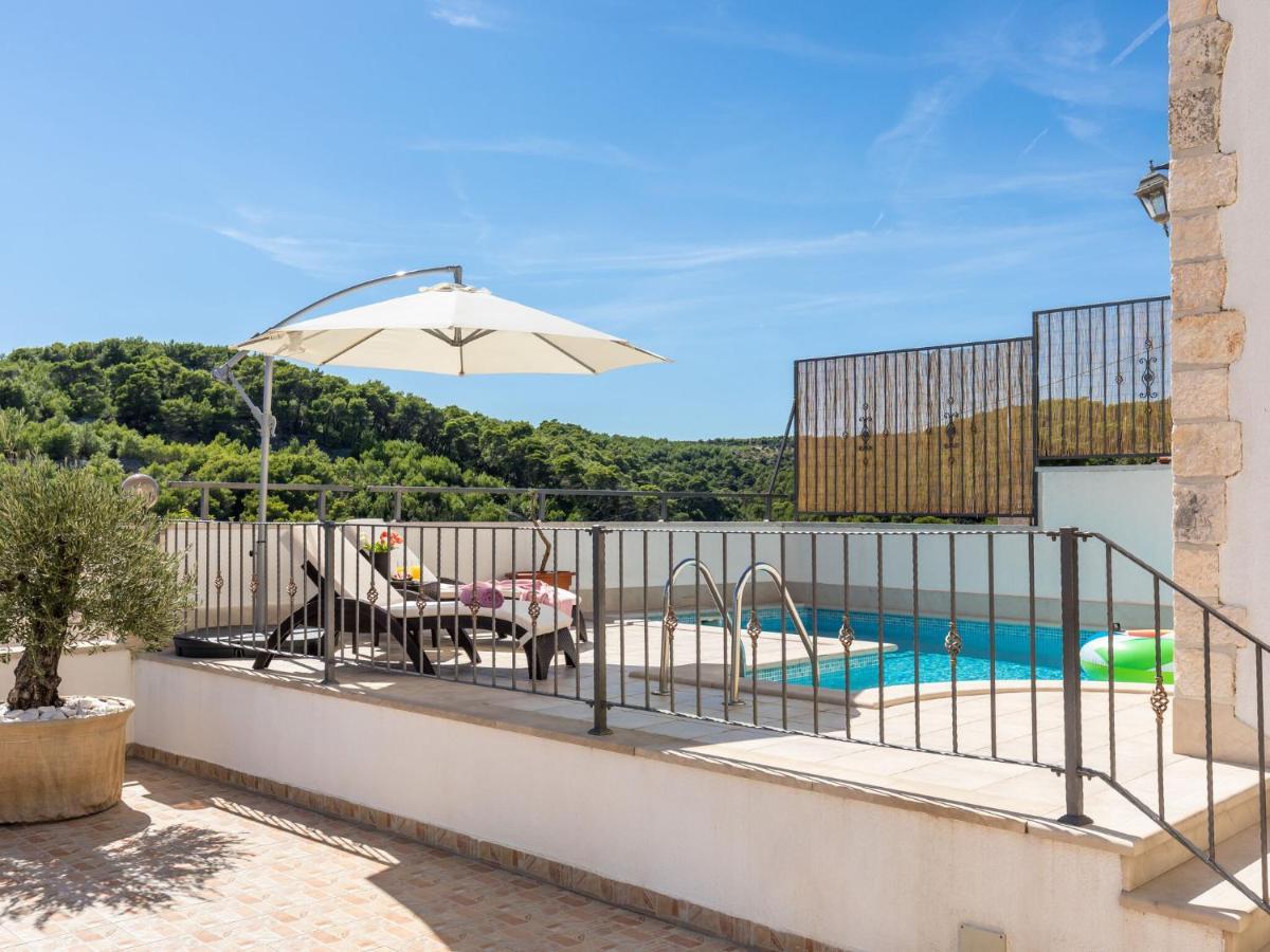 Luxurious Villa In Selca With Pool Zewnętrze zdjęcie